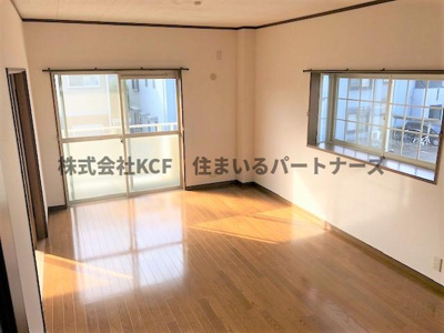 【居間・リビング】 | サンハイツ小森野A | リビングです