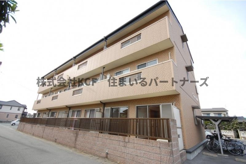 チャームビラⅡのエントランス