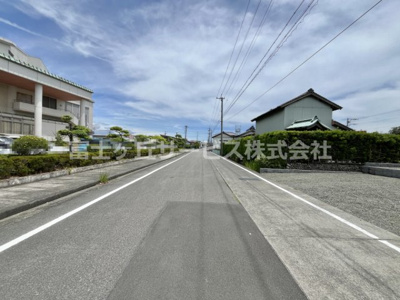 【前面道路含む現地写真】 | 榛原郡吉田町住吉 8期 新築一戸建て | 前面道路含む現地写真です