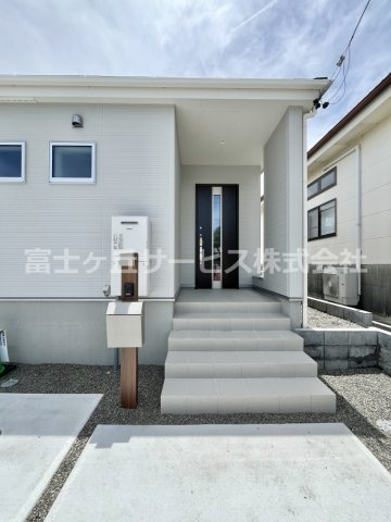 【エントランス】 | 榛原郡吉田町住吉 8期 新築一戸建て | エントランスです