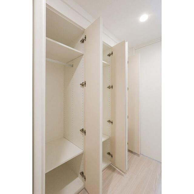 コンフォリア東上野の収納