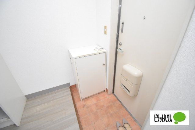 グリーンハイツ貝沢の玄関