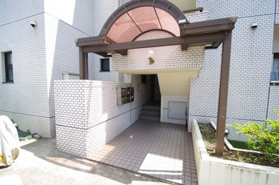 ★建物の入り口です★