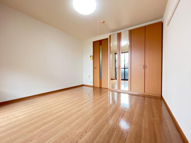 クリザンティームの内装|洋室