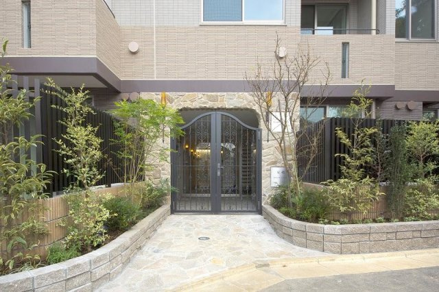 スペリオール白金台の外観