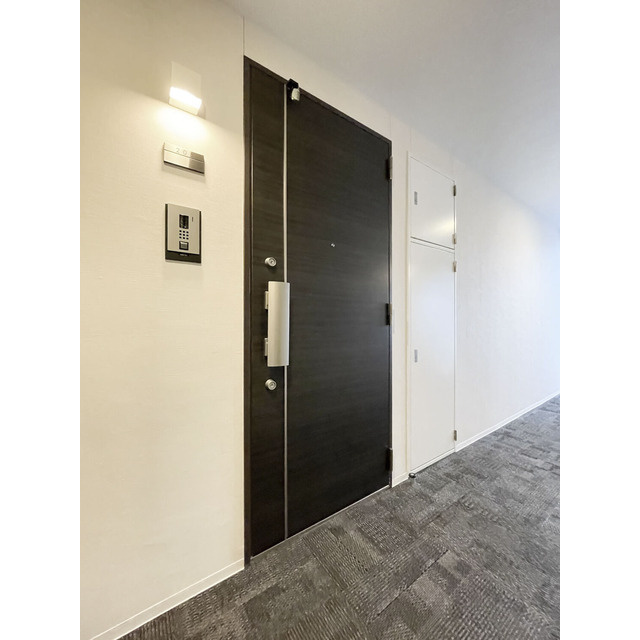 オーパスホームズ武蔵小金井の玄関