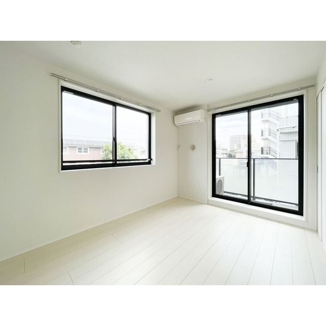 オーパスホームズ武蔵小金井の居間・リビング