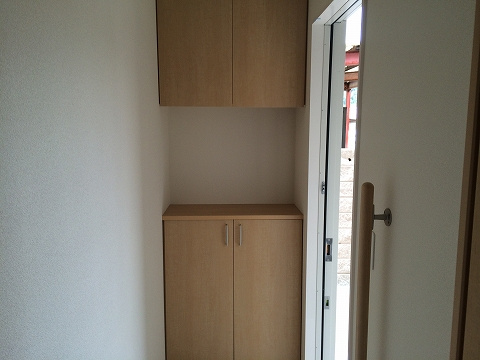 セレーナ Aの玄関