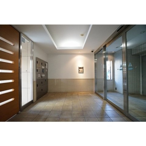 ヴェルステージ関内のエントランス|エントランスホール