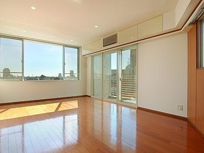 【居間・リビング】 | キャビンアリーナ南青山