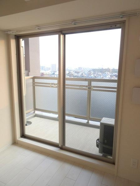 エスリード大阪ドームシティのバルコニー|★ジューブンな広さ★