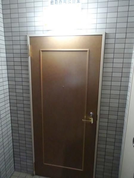 大阪市大正区泉尾２丁目の店舗一部の玄関|★玄関扉★