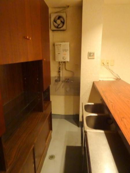 大阪市大正区泉尾２丁目の店舗一部の玄関