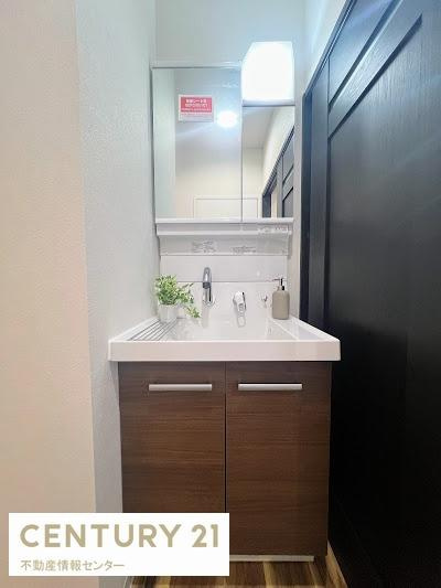 【独立洗面台】 | 朝潮コーポ | リフォーム履歴有（完成時（２０２４年２月時点）の写真です）