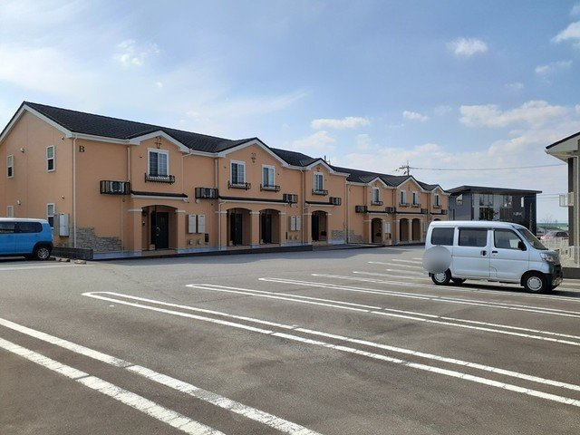 カトルセゾンＢの駐車場|駐車場完備です