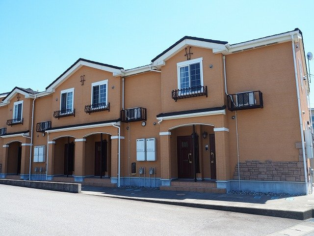 カトルセゾンＣの外観|おしゃれな外観です