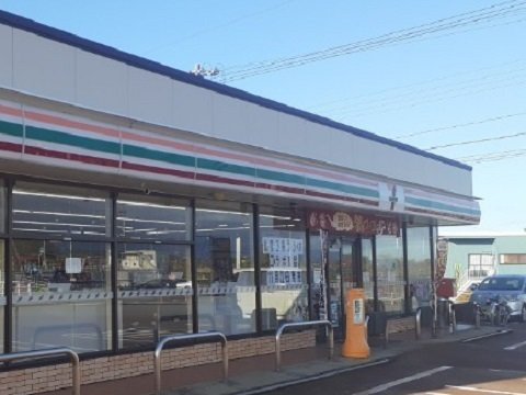 スプランドゥールⅡの周辺|セブンイレブン魚津持光寺店まで500m