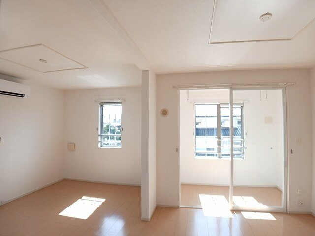 クオーレの居間・リビング|ゆったり過ごせる居間です