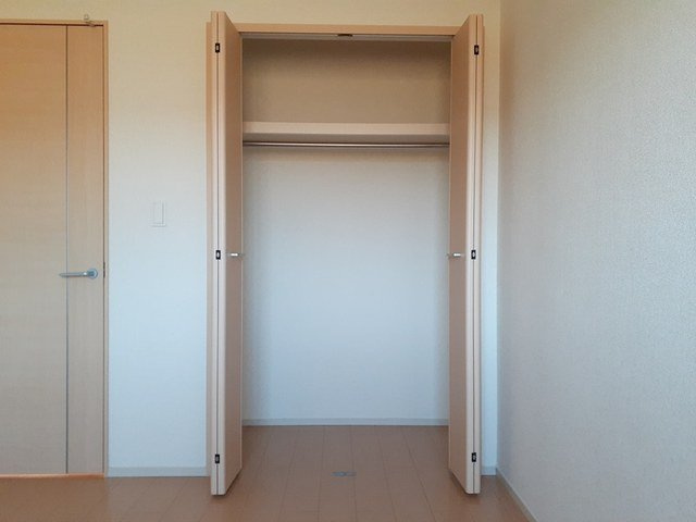 ドムス・ウィスタリアⅡの収納|小物を収納するのに便利です