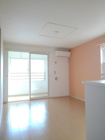 メゾン・アイリスの居間・リビング|居間です