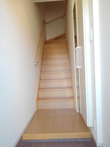 グラン・シャリオＡの玄関|毎日通る玄関はこちらです