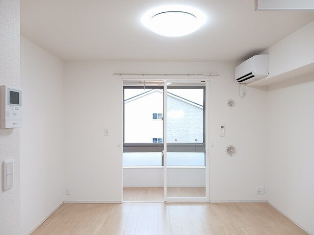 エムティハウスⅤの居間・リビング|ゆったり過ごせるリビングです