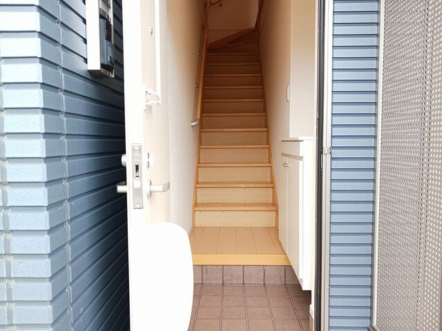 グランティスの玄関|明るい玄関です