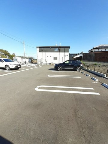 【駐車場】 | ピアビアンカ