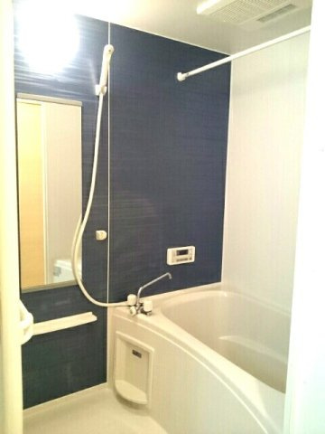 エンジョイ　Ｄの浴室