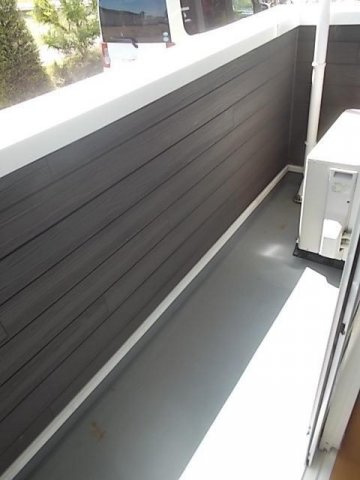 ル・カルフールＡのバルコニー