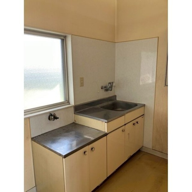 羽島郡岐南町薬師寺８丁目の事務所のキッチン