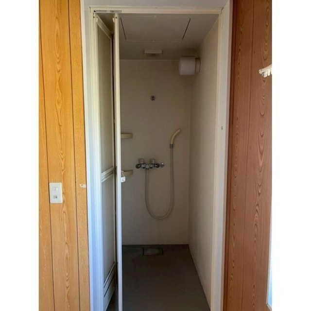 羽島郡岐南町薬師寺８丁目の事務所の浴室