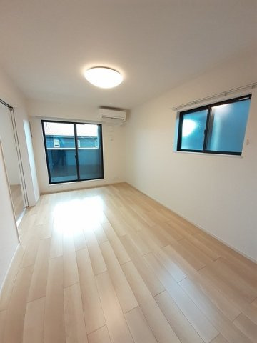 リヴァーサ御堀Ⅱの居間・リビング