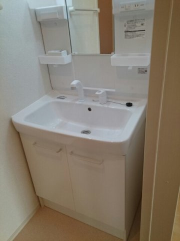 Ｓｕｎ　Ｓｋｙ　黒川Ⅲの洗面所