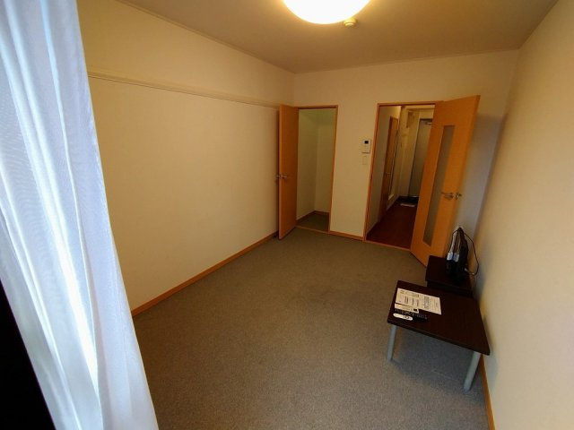 レオパレスＲｏａｄ　＆　Ｓｋｙのその他|1階はフローリング仕様です。