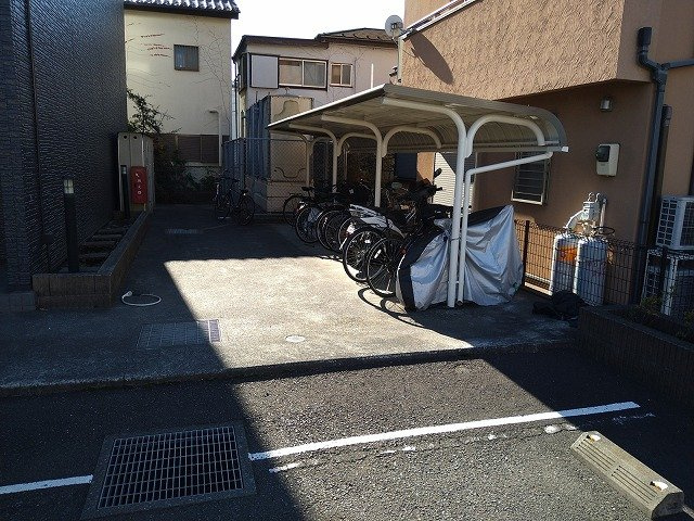 レオパレスグッド　フォーチュンのその他|駐輪場　原付＆自転車のみ駐輪可能