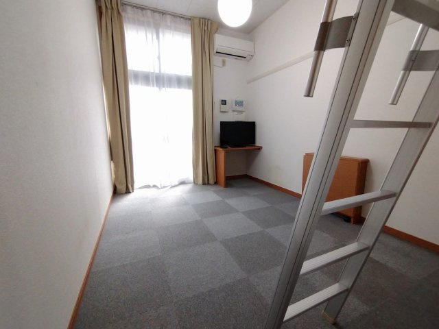 レオパレスグッド　フォーチュンのその他|1階はフローリング仕様です。