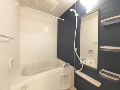 【浴室】 | ブルス・ハープⅠ | ゆったり過ごせるお風呂です