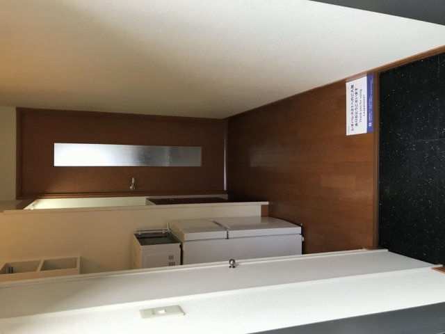 レオパレスコスモの玄関