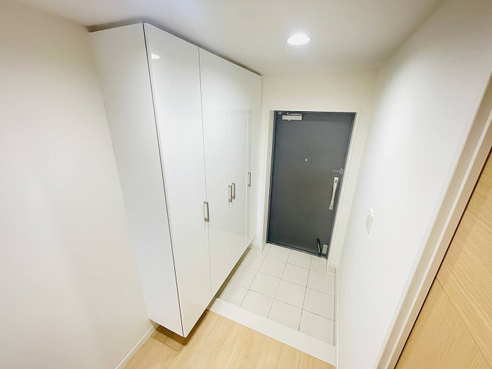 パーク・サンリヤン博多の森Ⅳ番館の玄関