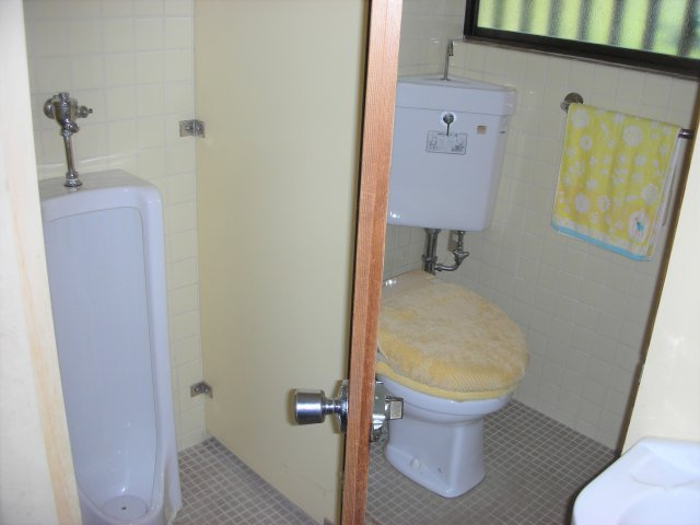 10/29新規　戸建　高山市清見町三日町　1980万のトイレ