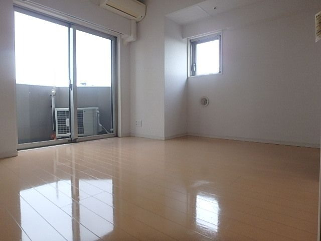 アーデン駒沢大学の洋室