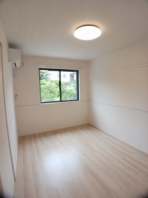 【内装】 | ウィステリア　アール．Ⅱ | 明るい室内です