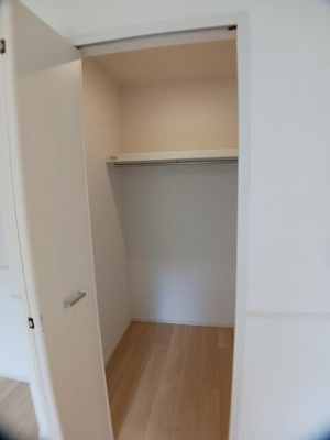 【収納】 | ウィステリア　アール．Ⅱ | たっぷりとした収納スペースです