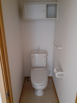 【トイレ】 | エアリーランドＢ | ゆったりとした空間のトイレです