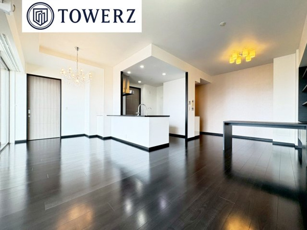 【居間・リビング】 | 【リビングダイニング】約22.5帖の開放的なLDK！床暖房付で、寒い冬も快適◎