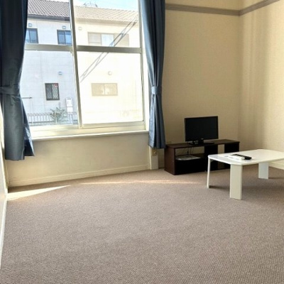 【居間・リビング】 | レオパレスプラティＢ