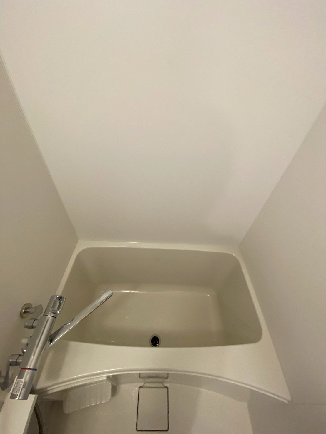 エスプレイス神戸グレースの浴室