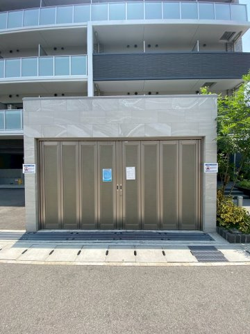 エスプレイス神戸グレースのエントランス