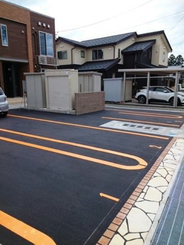 ベル　スイート　Ⅲの駐車場